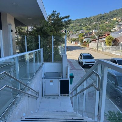 Loja com 54m², no bairro Pantanal em Florianópolis