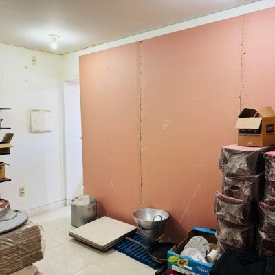 Loja com 54m², no bairro Pantanal em Florianópolis