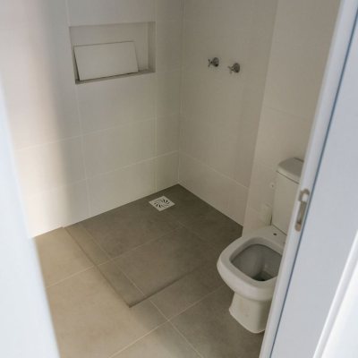 Apartamentos com 67m², 2 quartos, 1 suíte, 1 garagem, no bairro Centro em Florianópolis