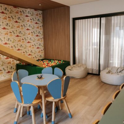 Apartamentos com 67m², 2 quartos, 1 suíte, 1 garagem, no bairro Centro em Florianópolis