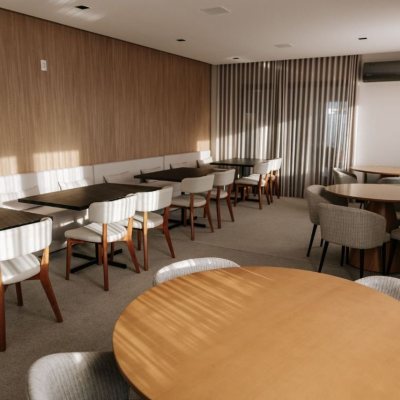 Apartamentos com 67m², 2 quartos, 1 suíte, 1 garagem, no bairro Centro em Florianópolis