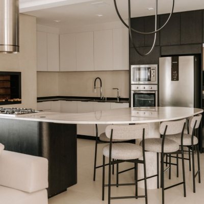 Apartamentos com 67m², 2 quartos, 1 suíte, 1 garagem, no bairro Centro em Florianópolis