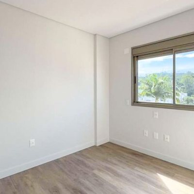 Apartamentos com 74m², 3 quartos, 1 suíte, 1 garagem, no bairro Carvoeira em Florianópolis