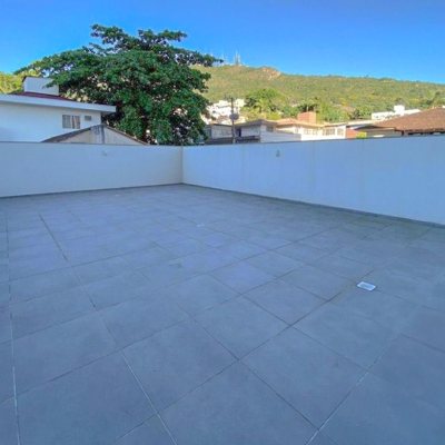 Apartamentos com 143m², 2 quartos, 1 suíte, 1 garagem, no bairro Trindade em Florianópolis