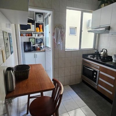 Apartamentos com 75m², 3 quartos, 1 garagem, no bairro Campinas em São José