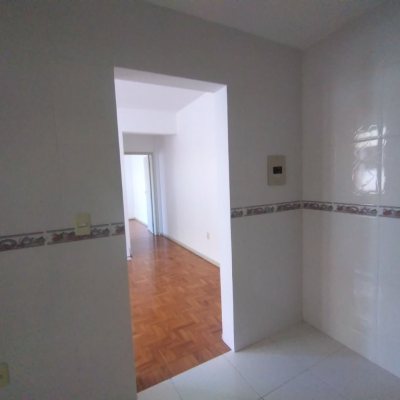 Apartamentos com 45m², 1 quarto, no bairro Centro em Florianópolis