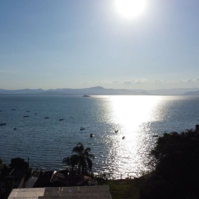 Terreno Comercial/Residencial com 909m², no bairro João Paulo em Florianópolis