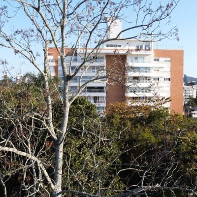 Terreno Comercial/Residencial com 909m², no bairro João Paulo em Florianópolis