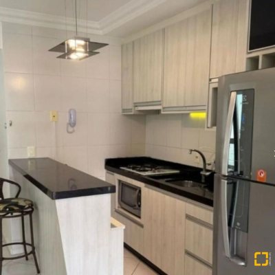 Apartamentos com 77m², 2 quartos, 1 suíte, 1 garagem, no bairro Açores em Florianópolis