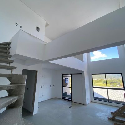 Apartamentos com 60m², 1 quarto, 1 suíte, 1 garagem, no bairro Campeche em Florianópolis