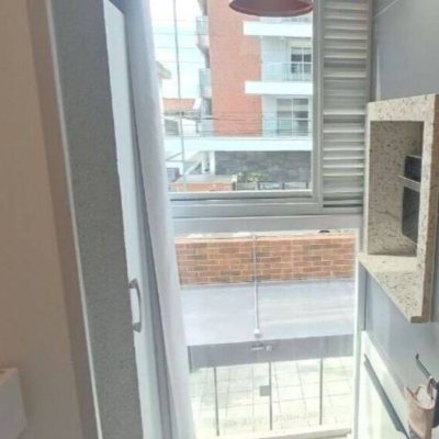 Apartamentos com 39m², 1 quarto, 1 garagem, no bairro Centro em Florianópolis