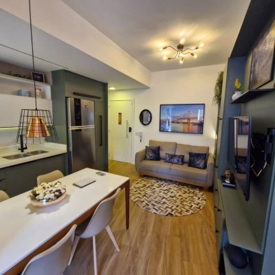 Apartamentos com 39m², 1 quarto, 1 garagem, no bairro Centro em Florianópolis