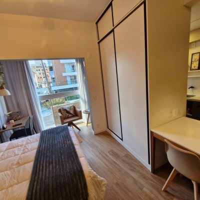 Apartamentos com 39m², 1 quarto, 1 garagem, no bairro Centro em Florianópolis