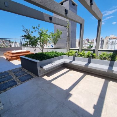 Apartamentos com 39m², 1 quarto, 1 garagem, no bairro Centro em Florianópolis