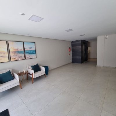 Apartamentos com 39m², 1 quarto, 1 garagem, no bairro Centro em Florianópolis
