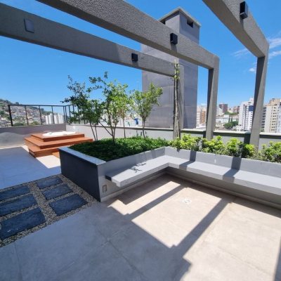 Apartamentos com 39m², 1 quarto, 1 garagem, no bairro Centro em Florianópolis