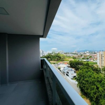 Apartamentos com 103m², 3 quartos, 1 suíte, 2 garagens, no bairro Pagani em Palhoça