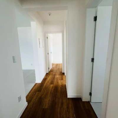Apartamentos com 103m², 3 quartos, 1 suíte, 2 garagens, no bairro Pagani em Palhoça