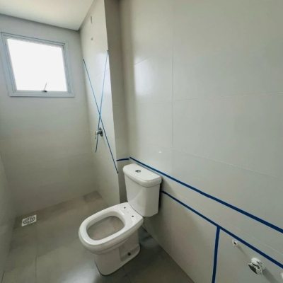 Apartamentos com 103m², 3 quartos, 1 suíte, 2 garagens, no bairro Pagani em Palhoça