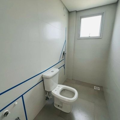 Apartamentos com 103m², 3 quartos, 1 suíte, 2 garagens, no bairro Pagani em Palhoça
