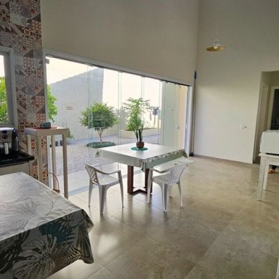 Casa em Condomínio com 158m², 3 quartos, 1 suíte, 2 garagens, no bairro Vargem Grande em Florianópolis