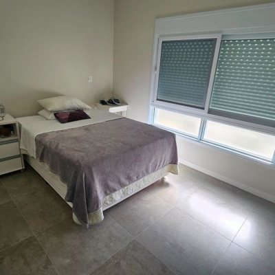 Casa em Condomínio com 158m², 3 quartos, 1 suíte, 2 garagens, no bairro Vargem Grande em Florianópolis