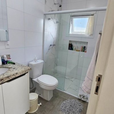 Casa em Condomínio com 158m², 3 quartos, 1 suíte, 2 garagens, no bairro Vargem Grande em Florianópolis