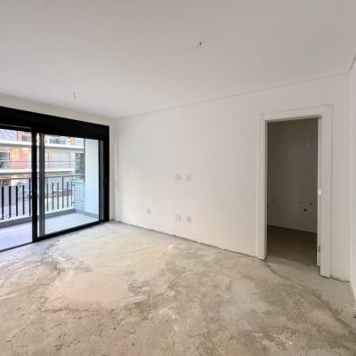 Apartamentos com 210m², 4 quartos, 4 suítes, 2 garagens, no bairro Jurerê em Florianópolis
