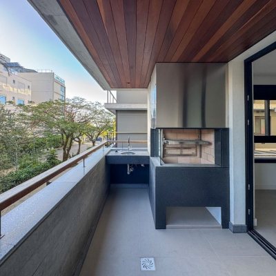 Apartamentos com 210m², 4 quartos, 4 suítes, 2 garagens, no bairro Jurerê em Florianópolis