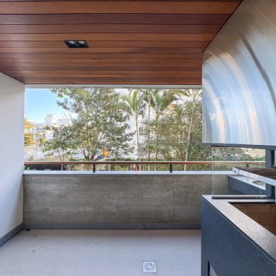 Apartamentos com 210m², 4 quartos, 4 suítes, 2 garagens, no bairro Jurerê em Florianópolis