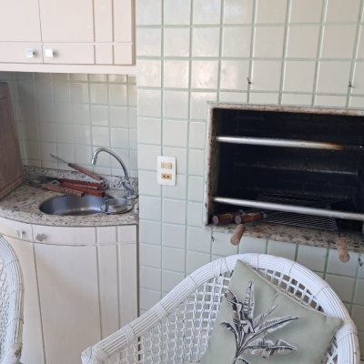 Apartamentos com 123m², 3 quartos, 1 suíte, 2 garagens, no bairro Canasvieiras em Florianópolis