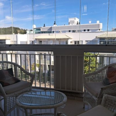 Apartamentos com 123m², 3 quartos, 1 suíte, 2 garagens, no bairro Canasvieiras em Florianópolis