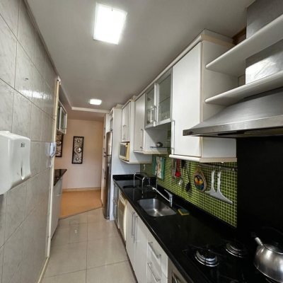 Apartamentos com 123m², 3 quartos, 1 suíte, 2 garagens, no bairro Canasvieiras em Florianópolis