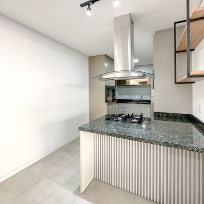 Apartamentos com 101m², 3 quartos, 1 suíte, 2 garagens, no bairro Ingleses em Florianópolis