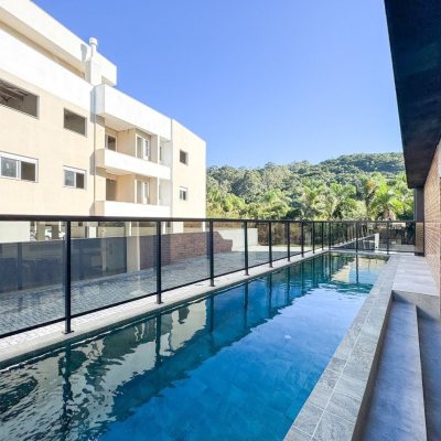 Apartamentos com 101m², 3 quartos, 1 suíte, 2 garagens, no bairro Ingleses em Florianópolis