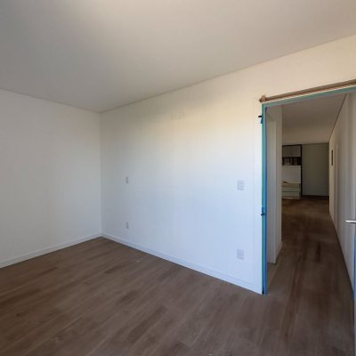 Apartamentos com 101m², 3 quartos, 1 suíte, 2 garagens, no bairro Ingleses em Florianópolis