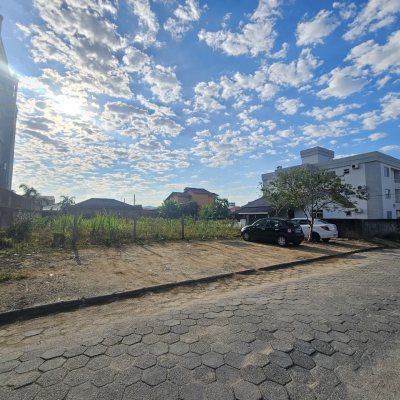 Terrenos Residenciais com 1203m², no bairro Rio Grande em Palhoça