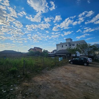 Terrenos Residenciais com 1203m², no bairro Rio Grande em Palhoça