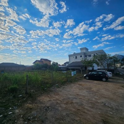 Terrenos Residenciais com 1203m², no bairro Rio Grande em Palhoça