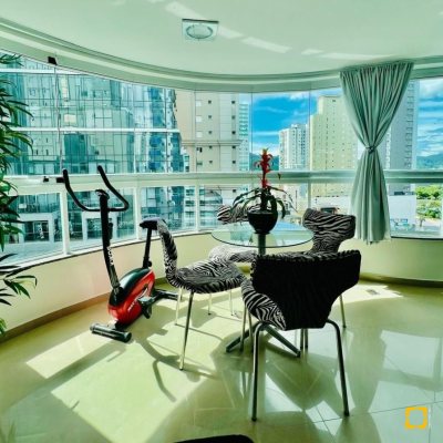 Apartamentos com 127m², 3 quartos, 3 suítes, 2 garagens, no bairro Barra Sul em Balneario Camboriu