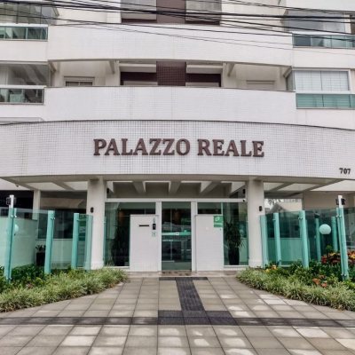 Apartamentos com 93m², 3 quartos, 1 suíte, 1 garagem, no bairro Barreiros em São José