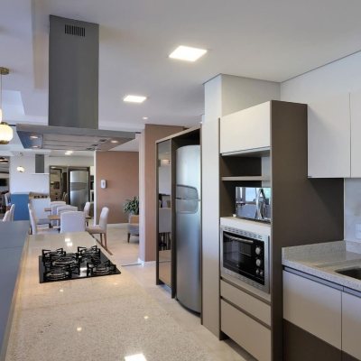 Apartamentos com 93m², 3 quartos, 1 suíte, 1 garagem, no bairro Barreiros em São José