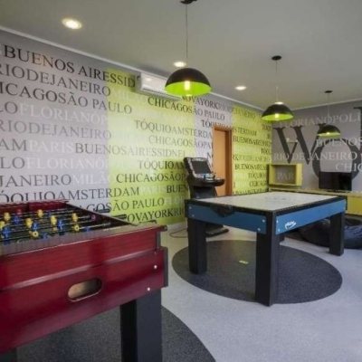 Apartamentos com 187m², 2 quartos, 2 suítes, 2 garagens, no bairro Abraão em Florianópolis