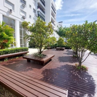 Apartamentos com 187m², 2 quartos, 2 suítes, 2 garagens, no bairro Abraão em Florianópolis