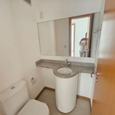 Apartamentos com 187m², 2 quartos, 2 suítes, 2 garagens, no bairro Abraão em Florianópolis