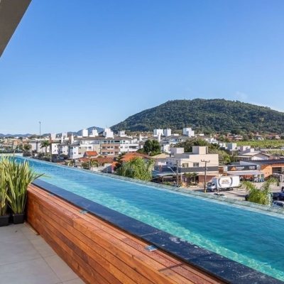 Loft com 46m², 1 quarto, 1 suíte, 1 garagem, no bairro Campeche em Florianópolis