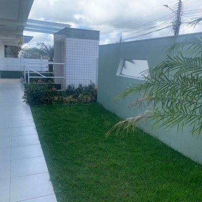 Cobertura com 129m², 3 quartos, 3 suítes, 2 garagens, no bairro Estreito em Florianópolis