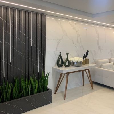 Cobertura com 129m², 3 quartos, 3 suítes, 2 garagens, no bairro Estreito em Florianópolis