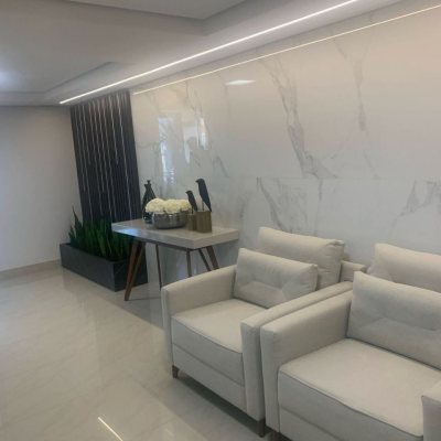 Cobertura com 129m², 3 quartos, 3 suítes, 2 garagens, no bairro Estreito em Florianópolis