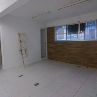 Predio com 588m², no bairro Centro em Florianópolis